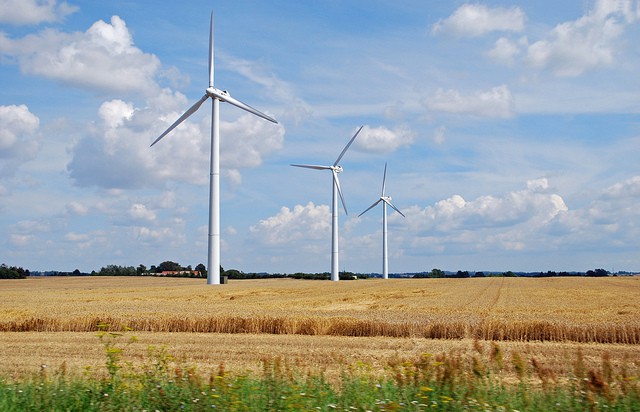 Pros and cons of wind energy essay