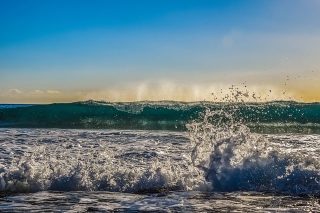 wave-foam-spray-sea-water-nature