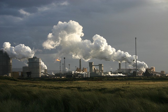 Causes, Effects and Solutions to Industrial Pollution on Our Environment -  Conserve Energy Future