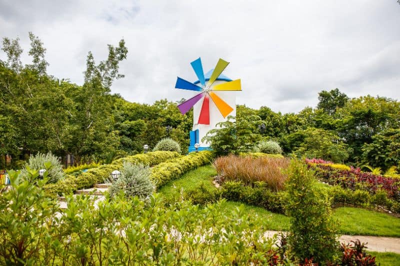 Turbines in gardens