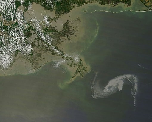 water pollution oil spills effects