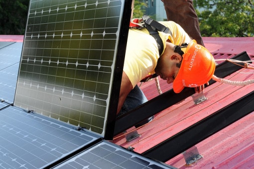 install-solar-panels-at-home