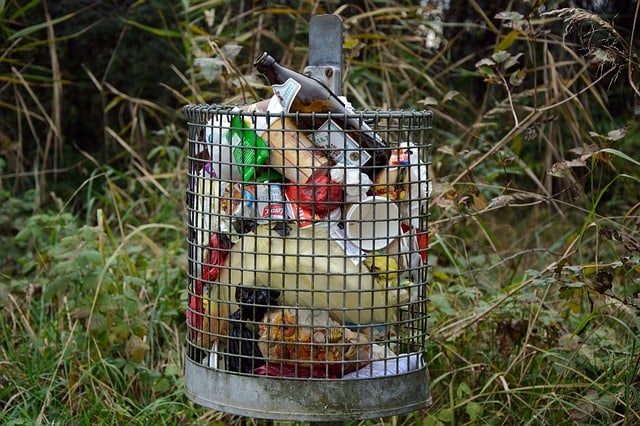 garbage-waste-basket-disposal