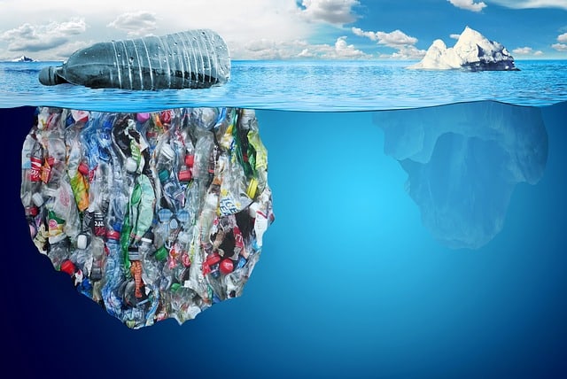 pollution-plastic-iceberg
