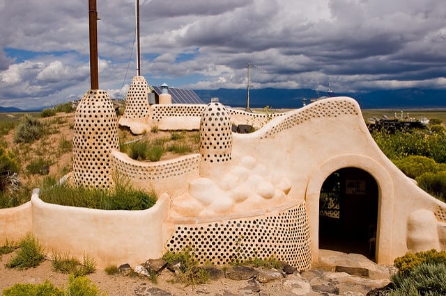 earthship-visitor-center-near-Taos