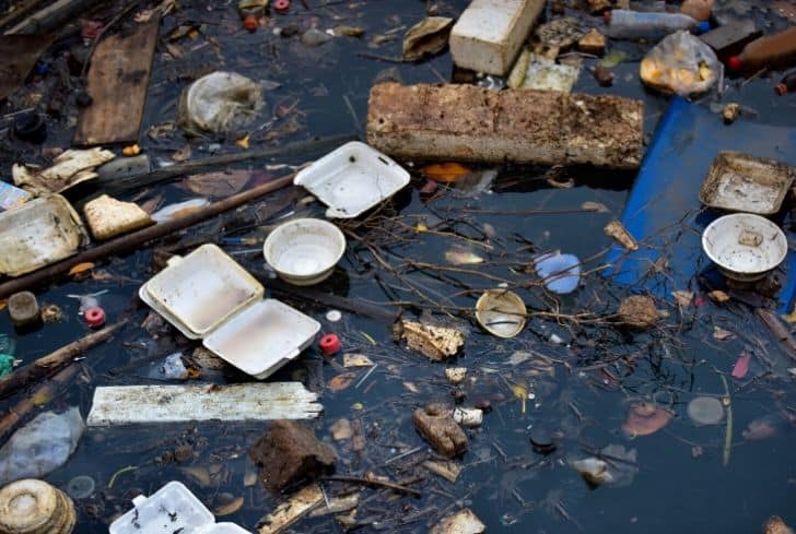 groundwater-pollution-waste-plastic
