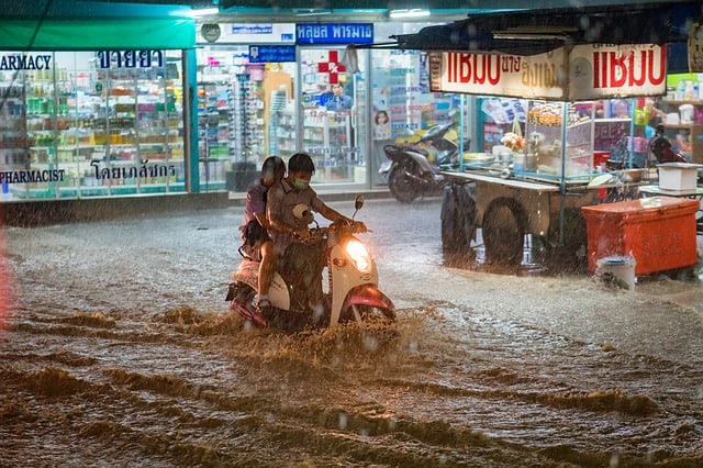 rain-heavy-flood-extreme-weather