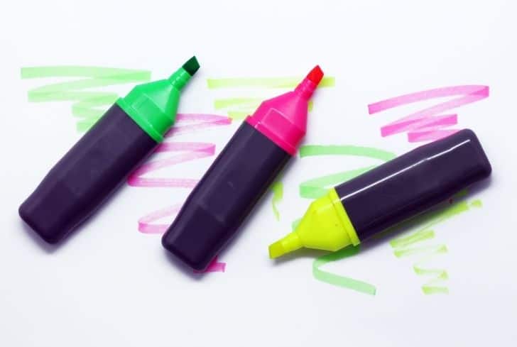 colorful-highlighters