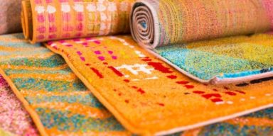 colorful-rugs-at-store