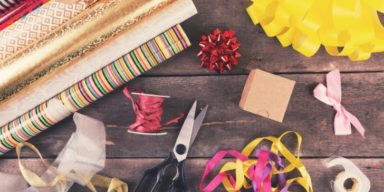gift-wrapping-rolls