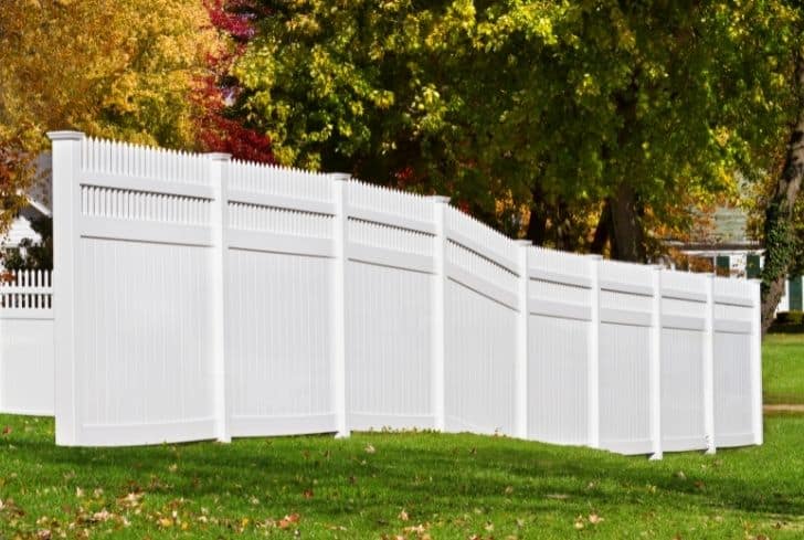 vinyl-fencing