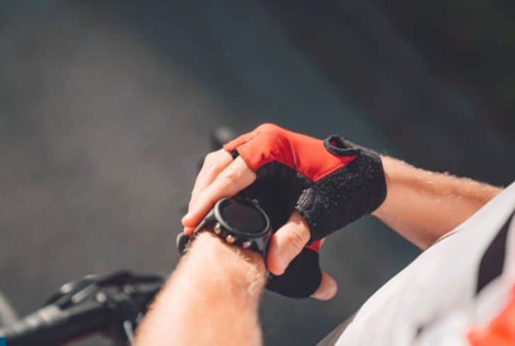 man-wearing-solar-watch