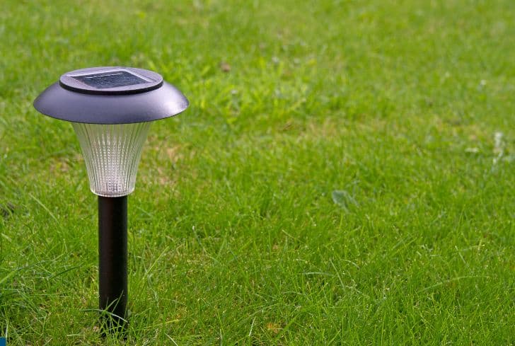 solar-garden-light