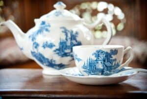 porcelain-teapot